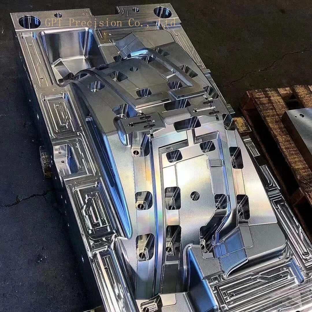 les nombreux outils disponibles pour le fraisage CNC