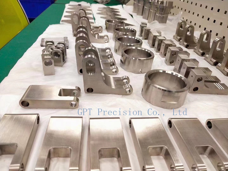 Comment éviter la déformation dans l'usinage CNC de l'aluminium